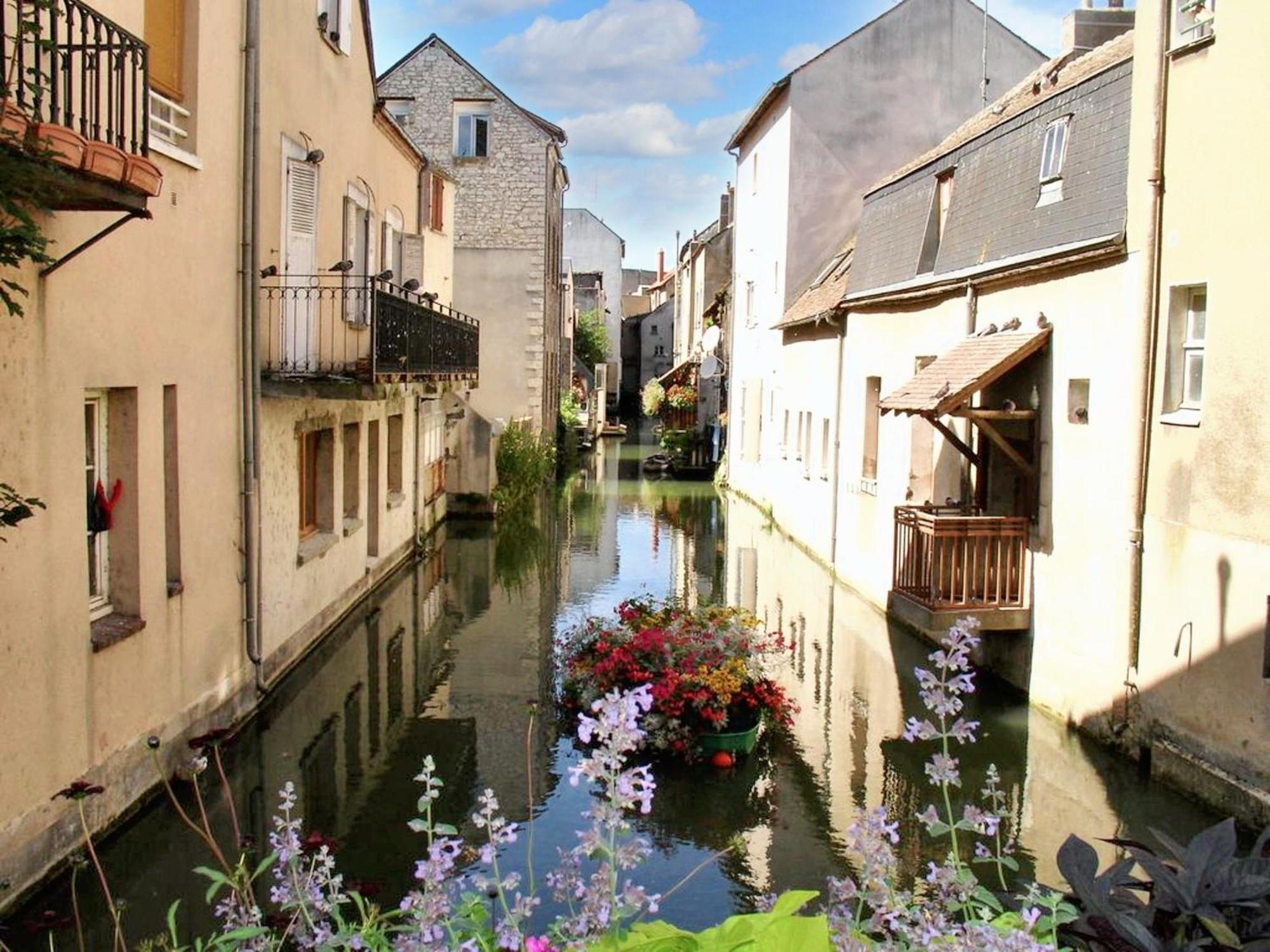 Studio Cosy A Montargis 13 M² Parking Inclus Kültér fotó